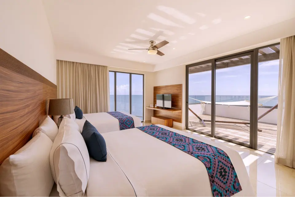 sns-room-diamond-suites2_wide_1