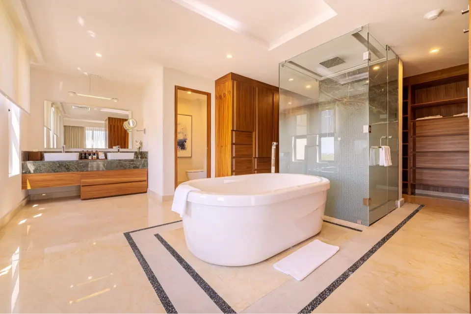 sns-room-diamond-suites3_wide_1