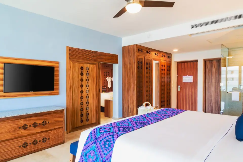 sns-room-sapphire-rooms-family7-3_wide