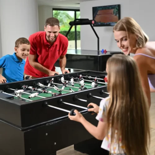 Familia-ActividadFutbolito-EmojiClub